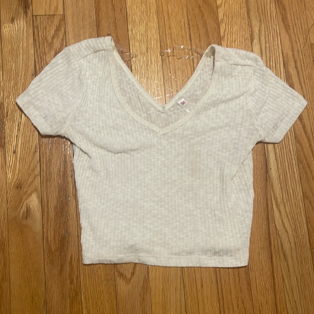 SO creme/white colored top, XS, good material, barely been used